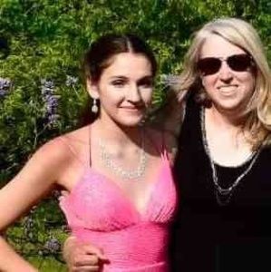 Meet your Posher, Karin